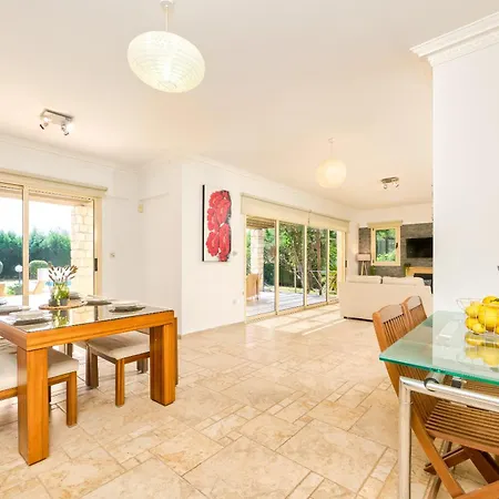 Villa Anassa Privat Pool Near