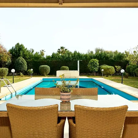 Anassa Private Pool Near Πάφος