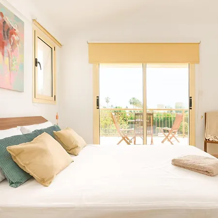 Anassa Privat Pool Near *