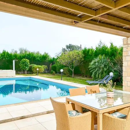 Anassa Privat Pool Near Villa