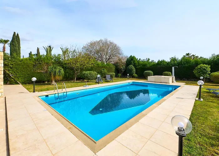 Anassa Private Pool Near