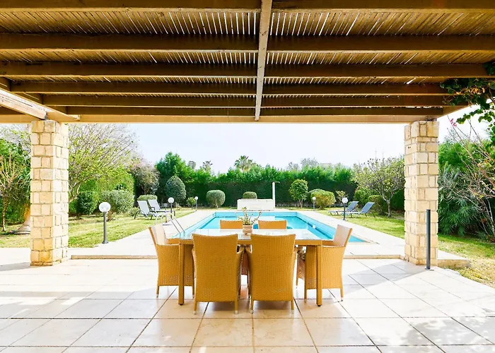 Anassa Private Pool Near Villa